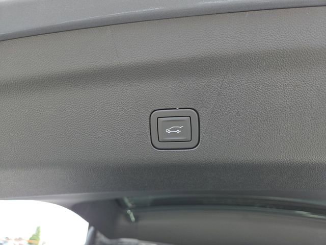 New 2026 GMC Yukon XL Elevation w/ Elevation Premium Package AWD/4WD image 21