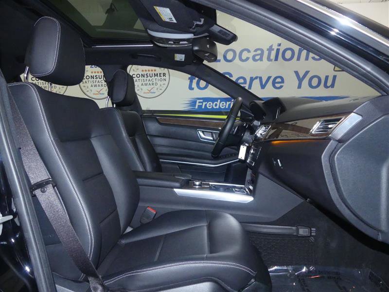 Used 2016 Mercedes-Benz E 350 4MATIC w/ Premium Package image 8