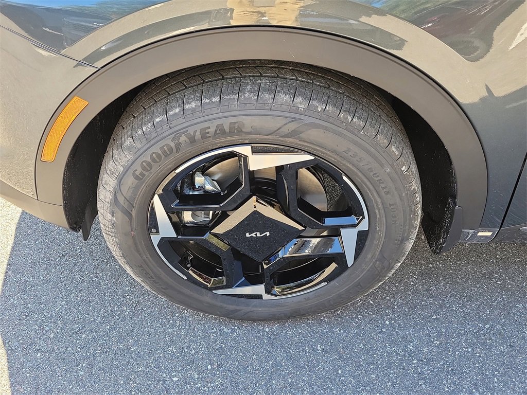New 2026 Kia Sportage EX image 40