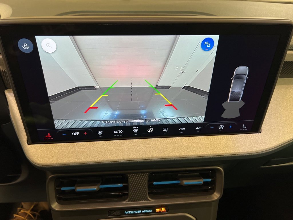 New 2025 Ford Maverick XLT w/ Equipment Group 301A image 37