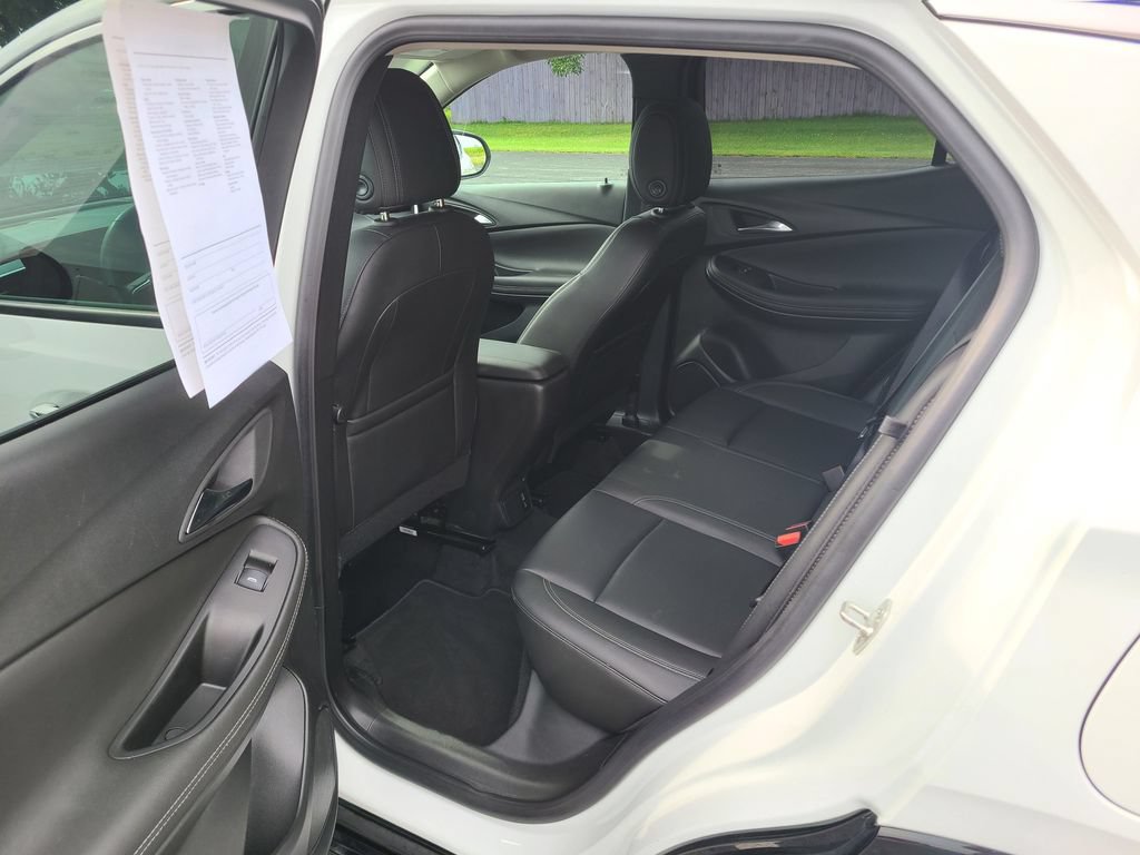 Used 2024 Buick Encore GX Sport Touring AWD/4WD image 18