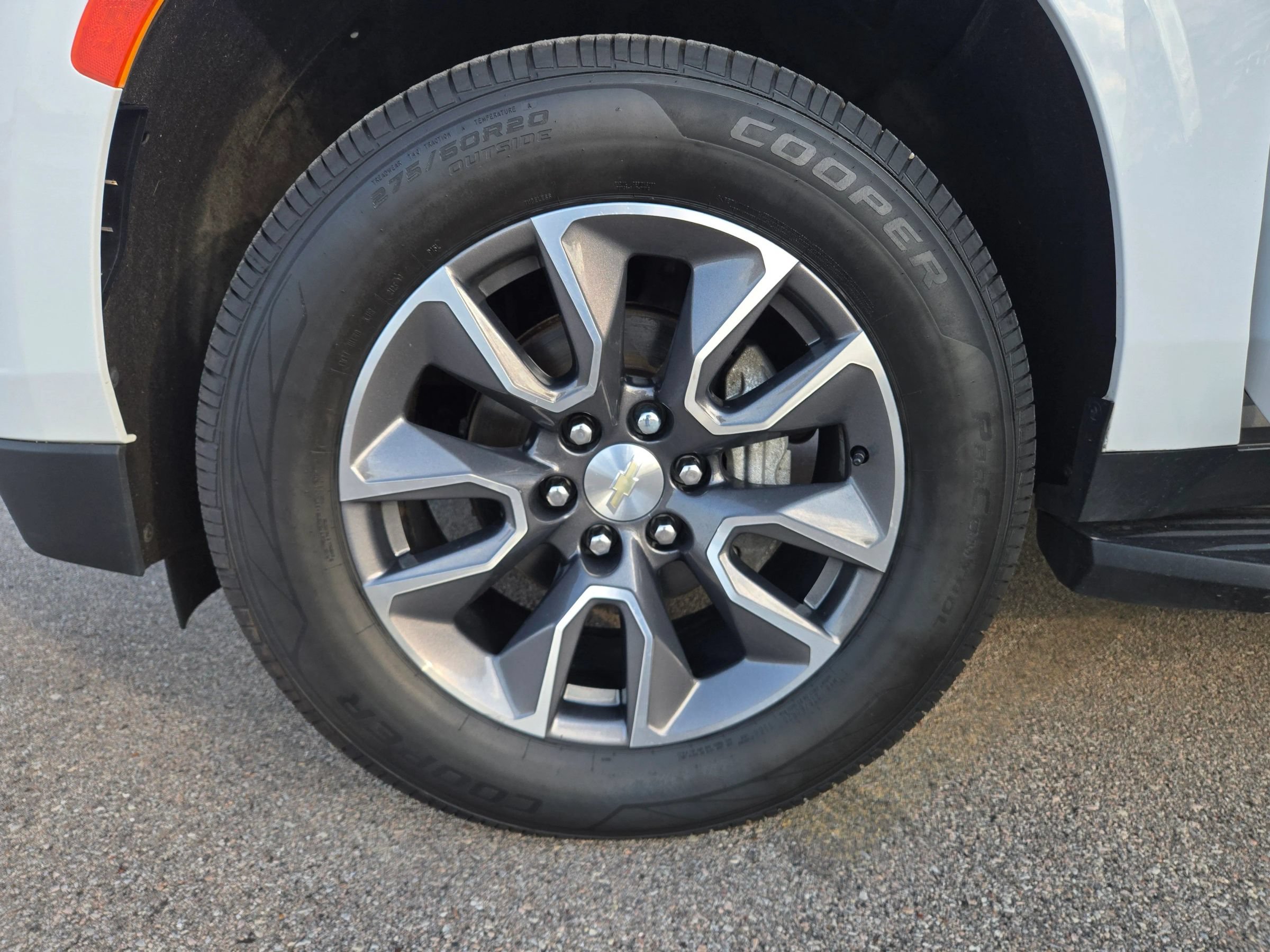 Used 2021 Chevrolet Tahoe LT w/ LT Signature Plus Package AWD/4WD image 22