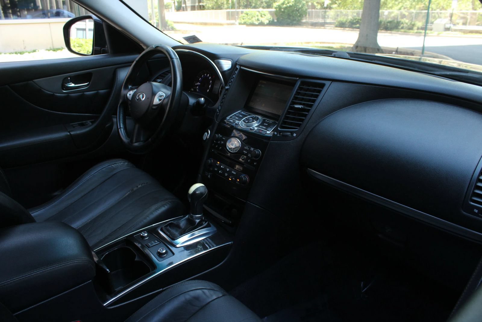 Used 2016 INFINITI QX70 AWD image 27