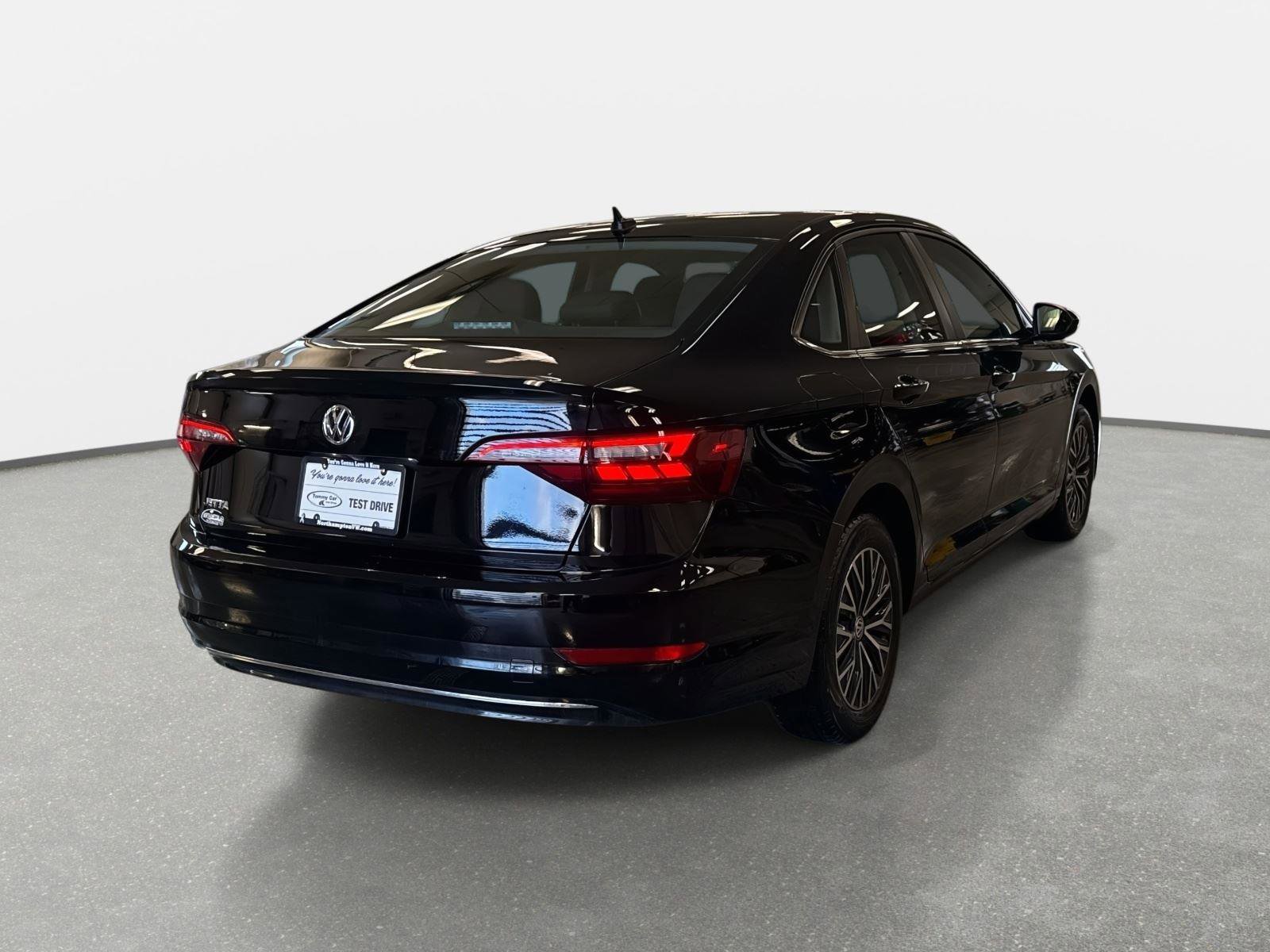 Used 2020 Volkswagen Jetta SE image 5
