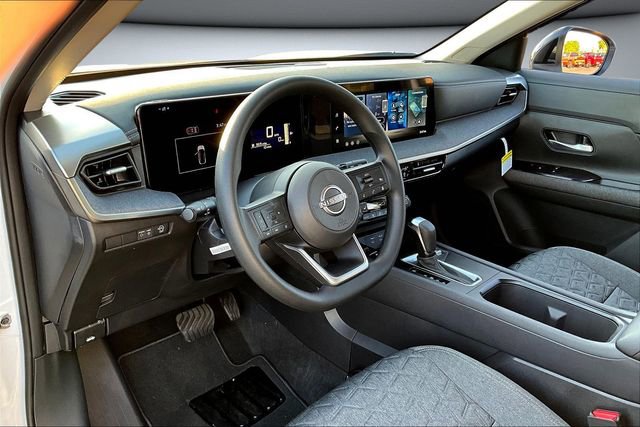 New 2026 Nissan Kicks SV image 7