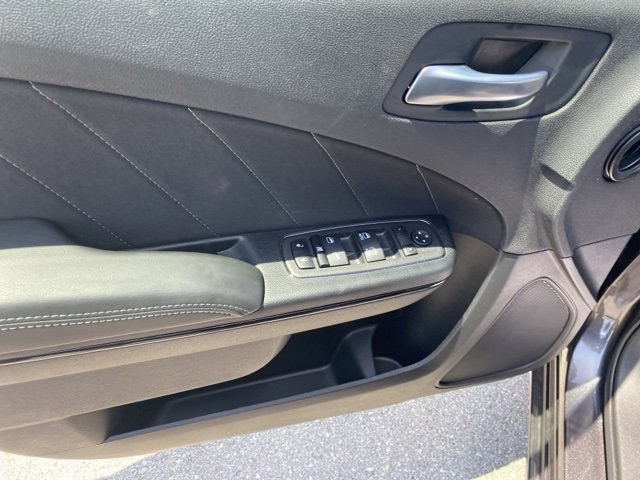 New 2023 Dodge Charger SXT w/ Blacktop Special Edition image 17
