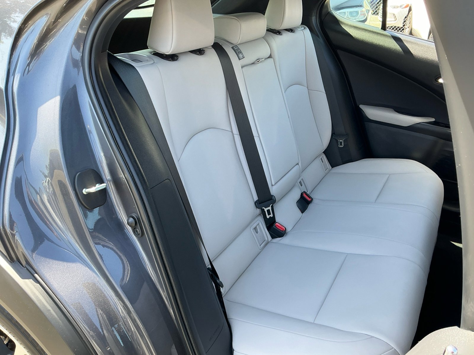 Used 2023 Lexus UX 250h FWD w/ Accessory Package (Z2) image 20