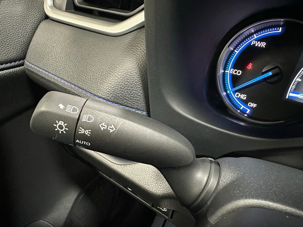 Used 2025 Toyota RAV4 XSE w/ Weather Package image 22