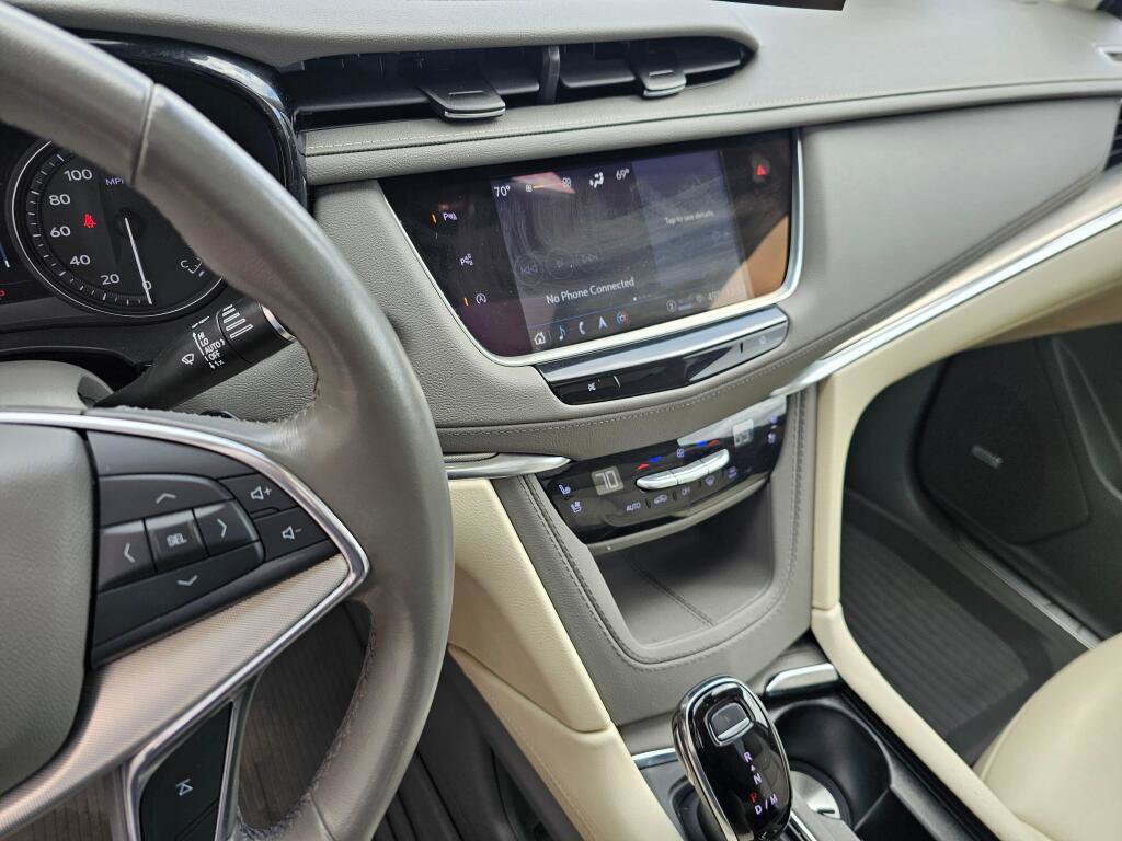 Certified 2023 Cadillac XT5 Premium Luxury w/ Technology Package AWD/4WD image 27
