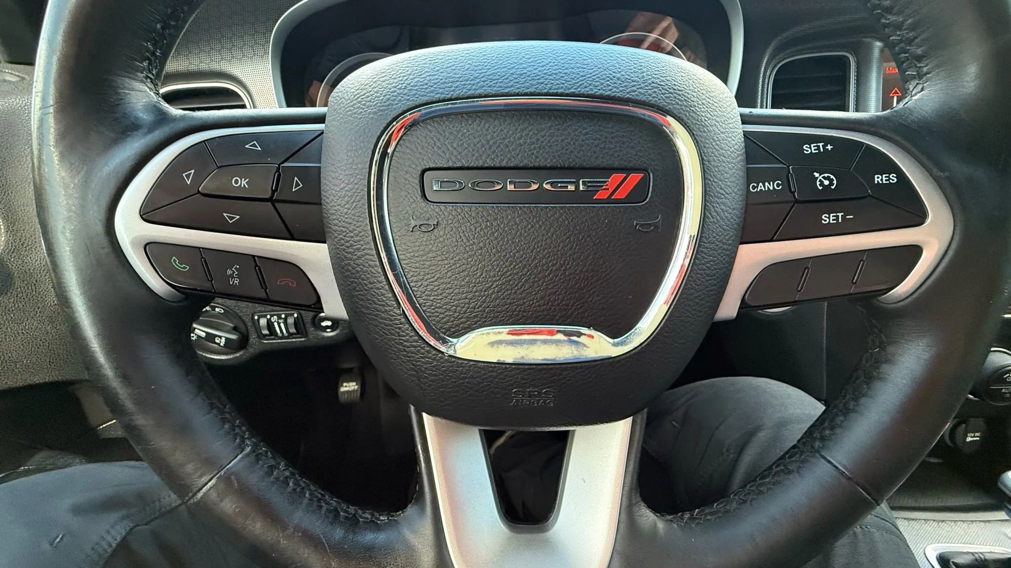 Used 2017 Dodge Charger SXT w/ AWD Plus Group image 15