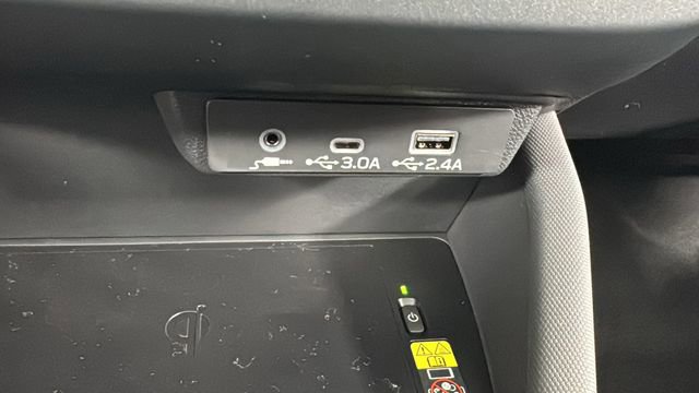 New 2025 Subaru Forester Limited image 28