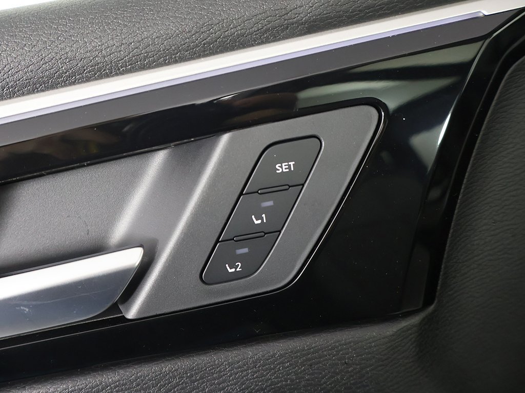 Used 2025 Mitsubishi Outlander SEL AWD/4WD image 41