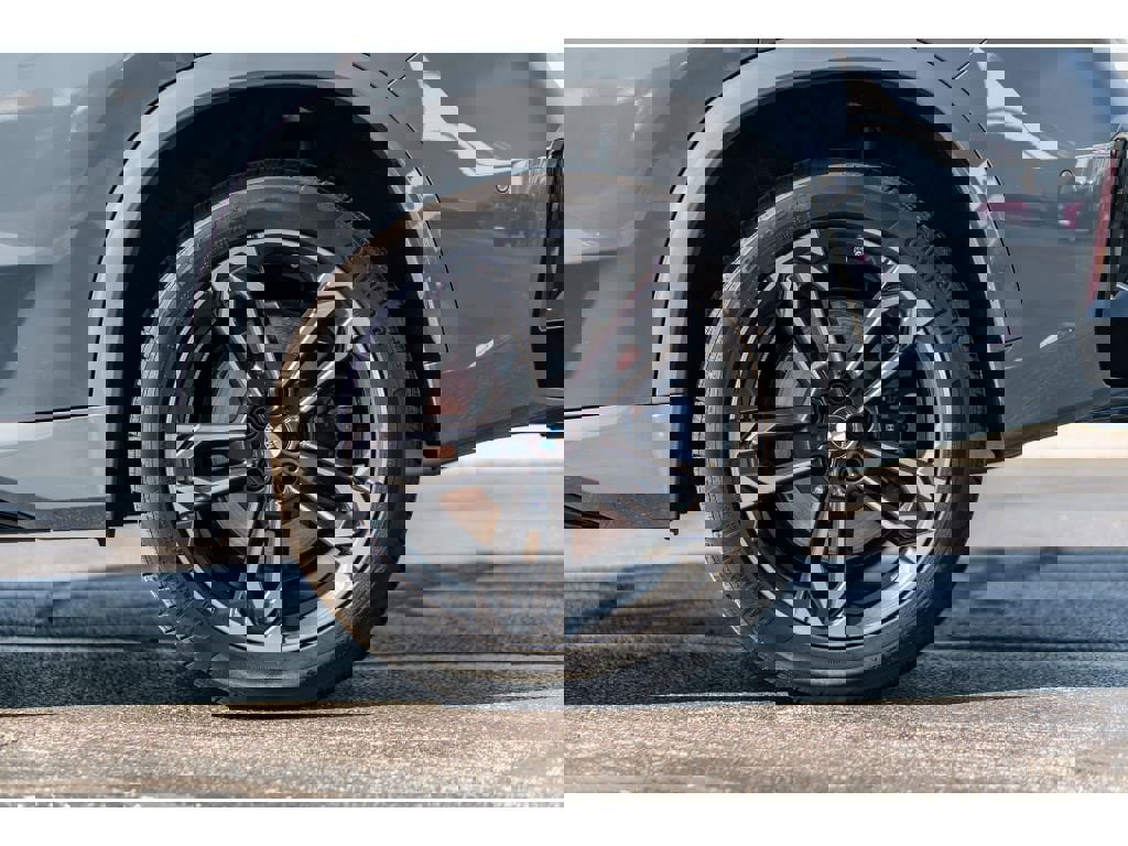 Used 2025 BMW X1 M35i w/ Premium Package image 5