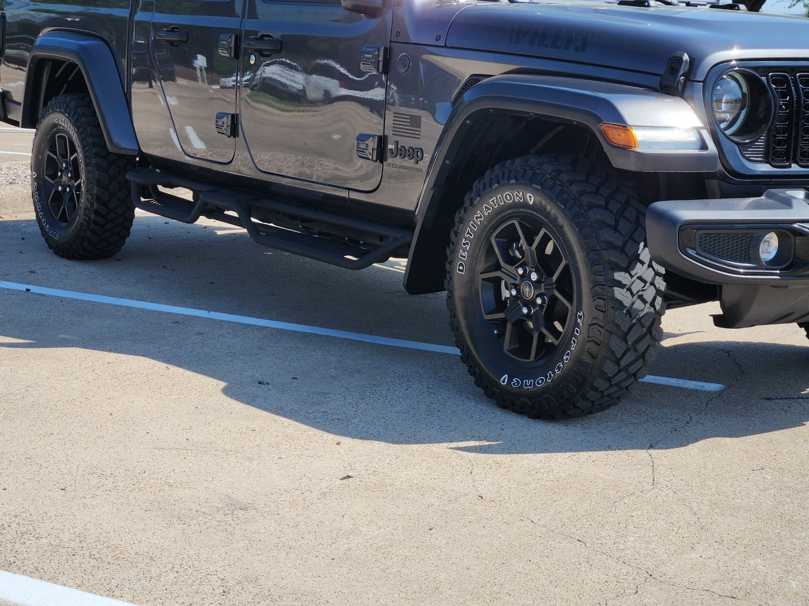 Used 2025 Jeep Gladiator Sport AWD/4WD image 11