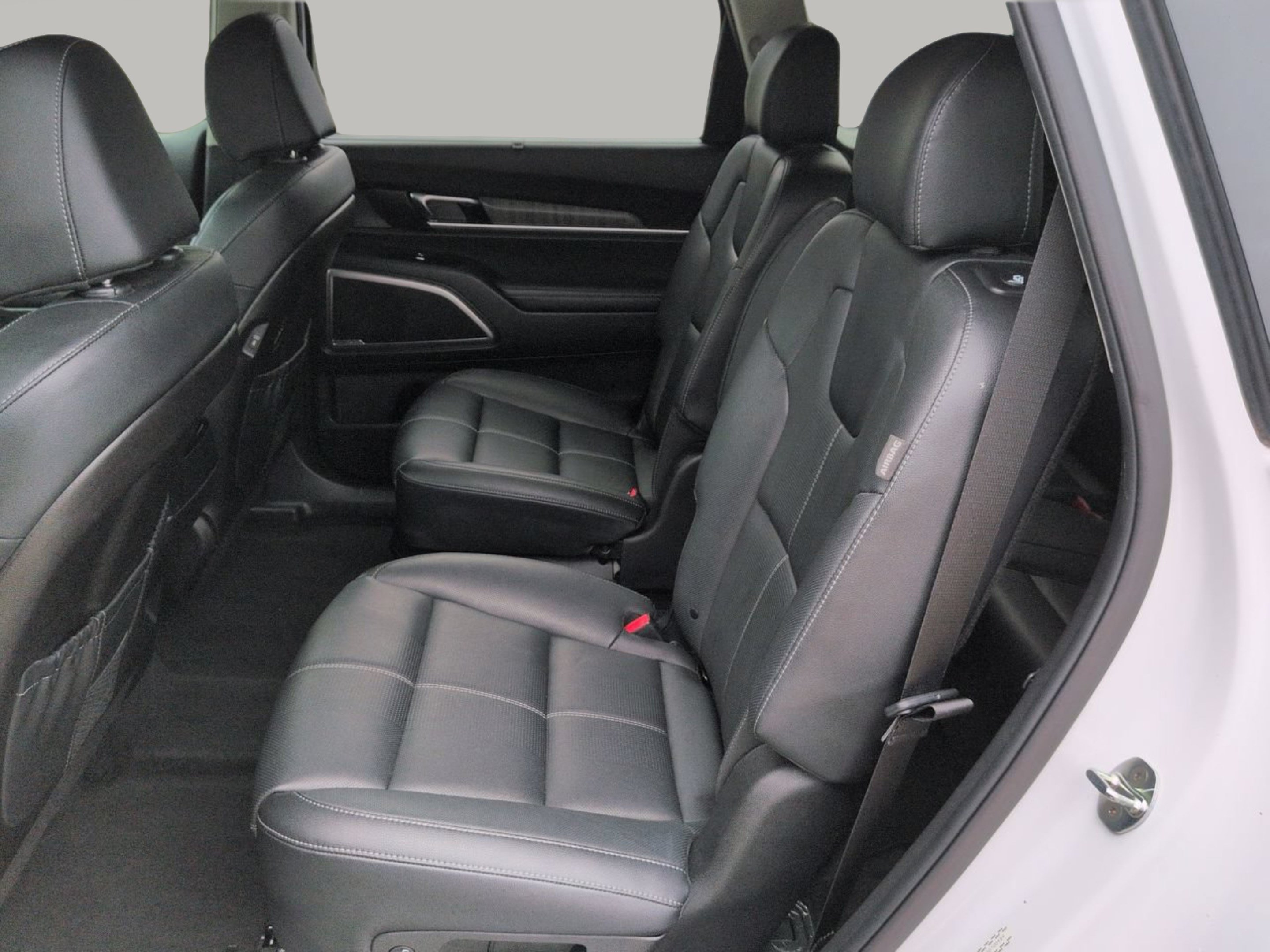 Used 2025 Kia Telluride EX w/ EX Captain's Chair Package FWD image 20