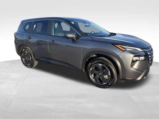 Used 2024 Nissan Rogue SV image 7