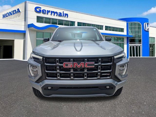Used 2025 GMC Canyon AT4 w/ Nightfall Edition AWD/4WD image 9