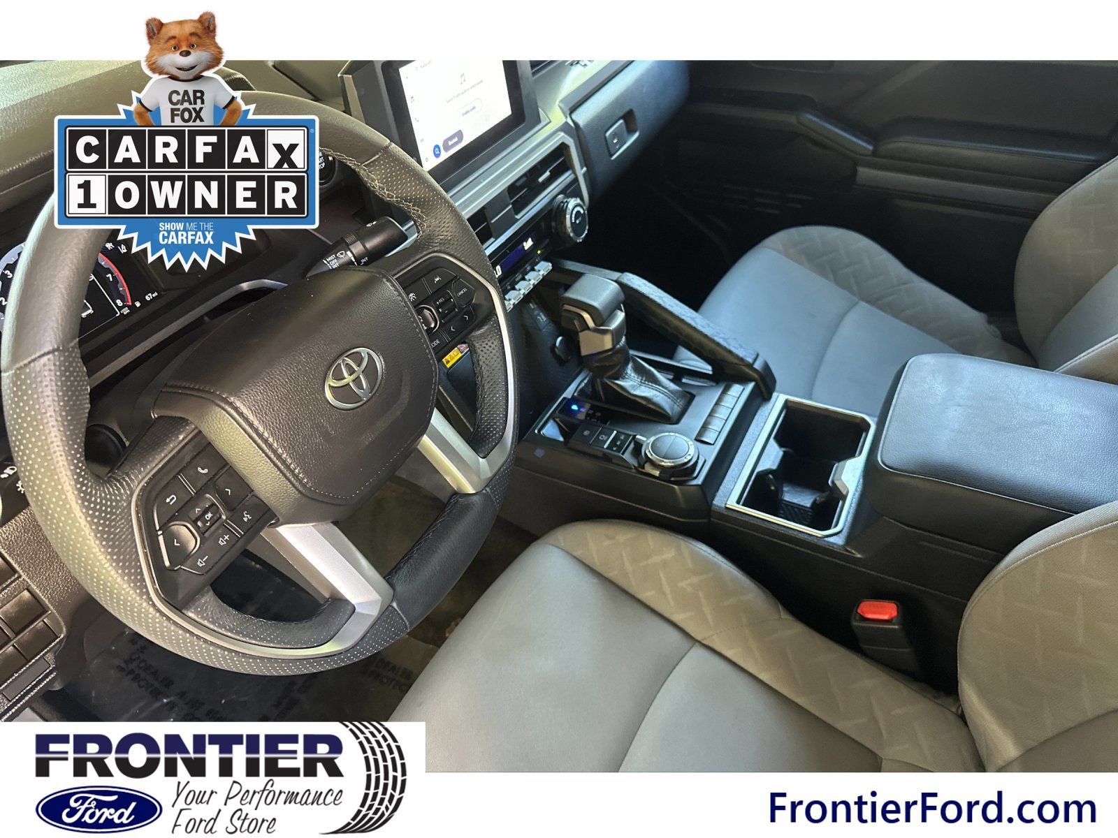Used 2025 Toyota Tacoma SR5 w/ SR5 Upgrade Package AWD/4WD image 11