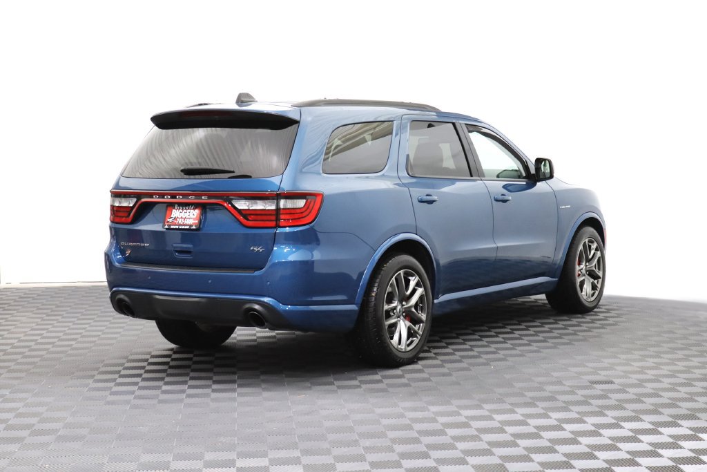 Used 2023 Dodge Durango R/T w/ Tow 'N Go Package AWD/4WD image 12