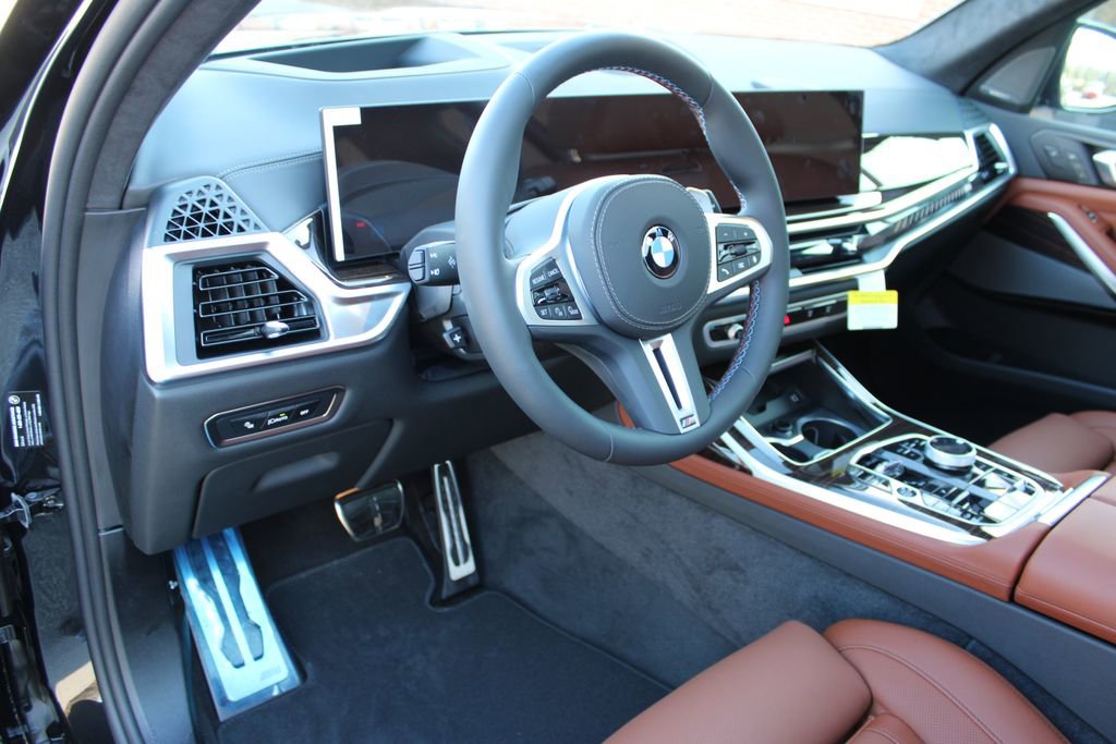 New 2026 BMW X7 M60i image 47