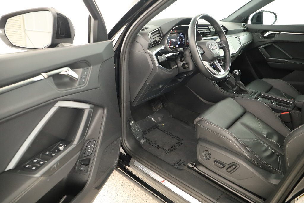 Used 2024 Audi Q3 2.0T Premium AWD/4WD image 14