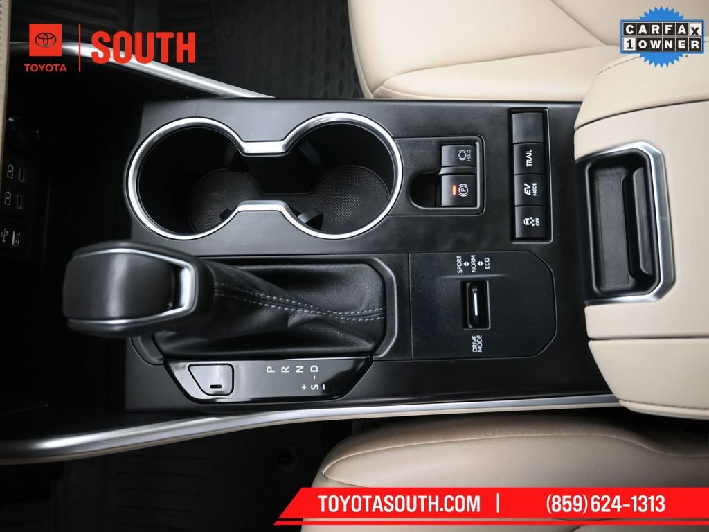 Used 2022 Toyota Highlander XLE image 20