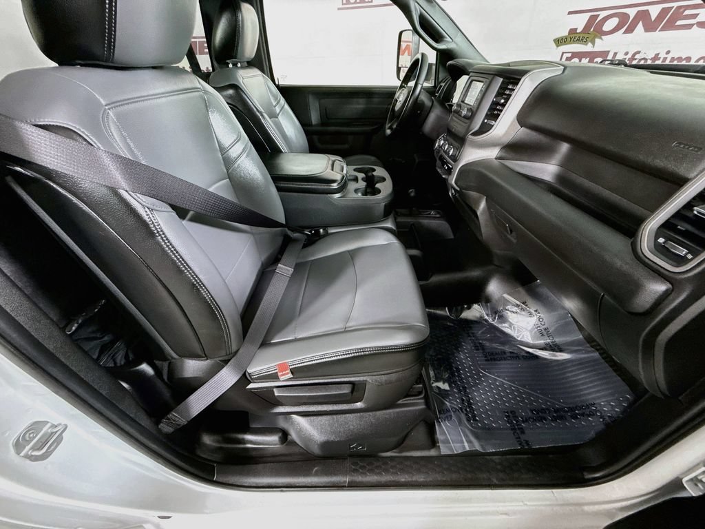 Used 2022 RAM 3500 Tradesman AWD/4WD image 29