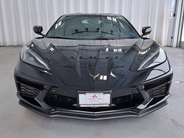 Used 2023 Chevrolet Corvette Stingray Premium Cpe w/ Z51 Performance Package RWD image 3