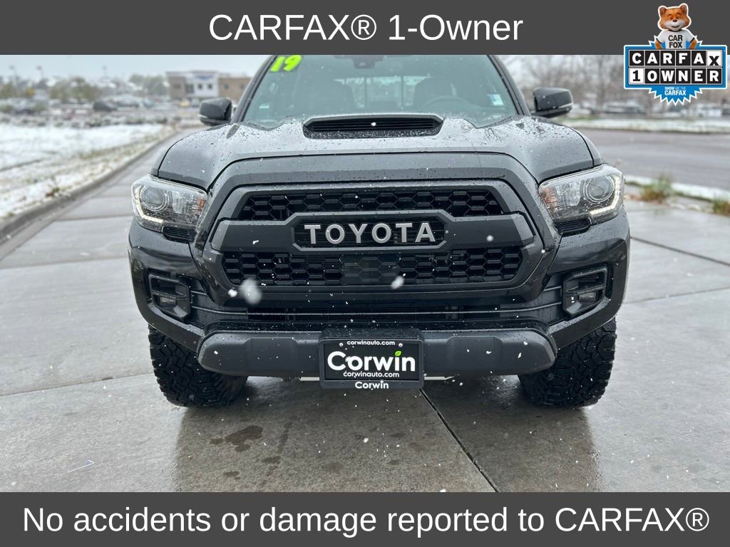 Used 2019 Toyota Tacoma TRD Pro AWD/4WD image 2