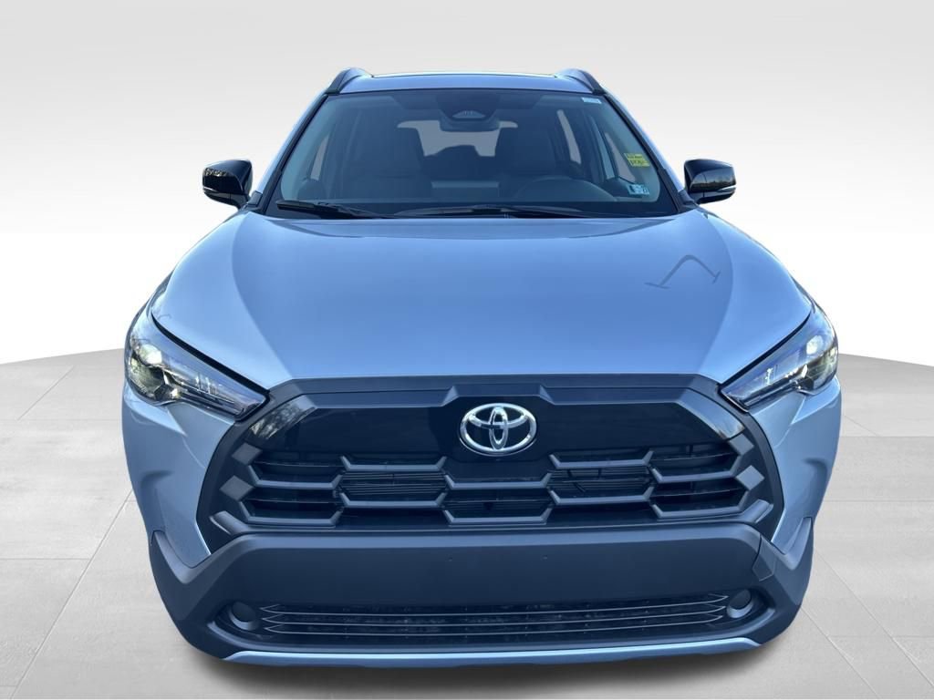New 2026 Toyota Corolla Cross LE image 8
