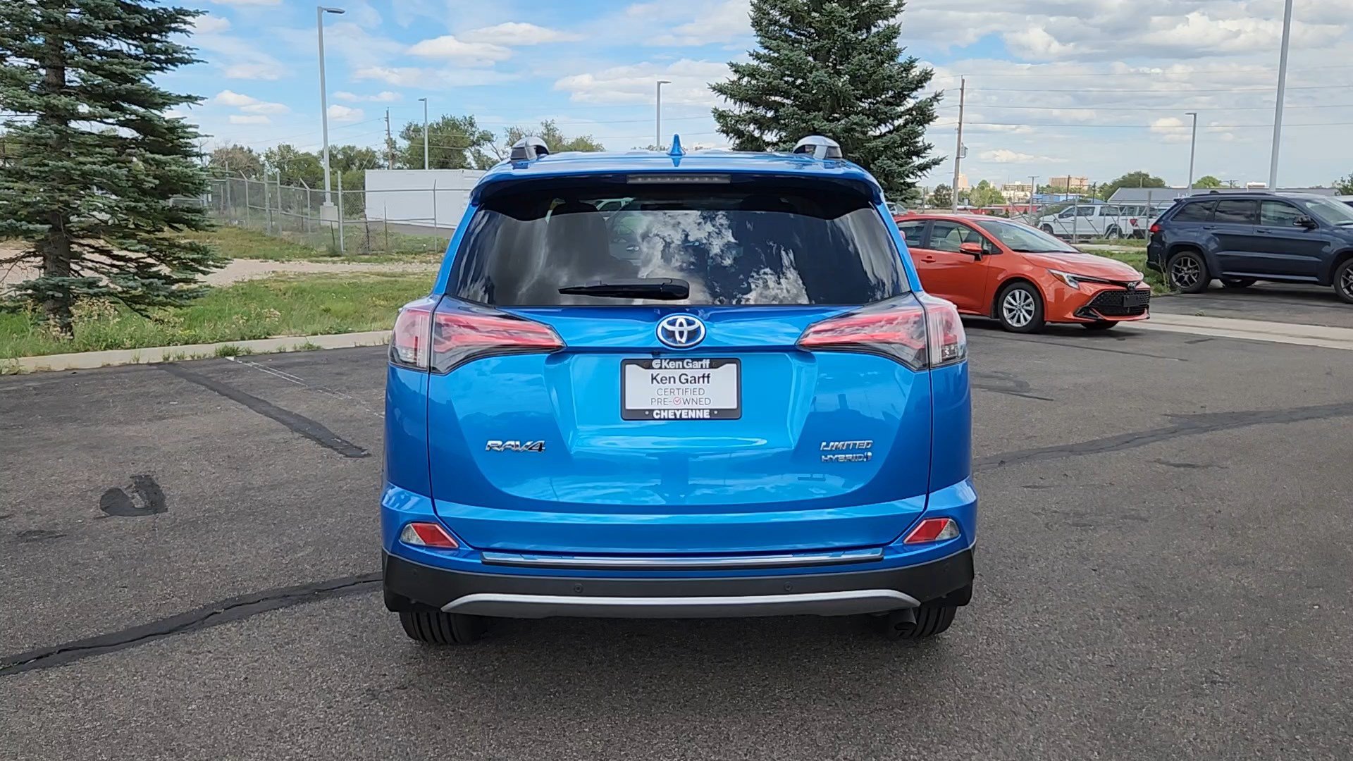 Used 2018 Toyota RAV4 Limited w/ Advanced Technology Package AWD/4WD image 20
