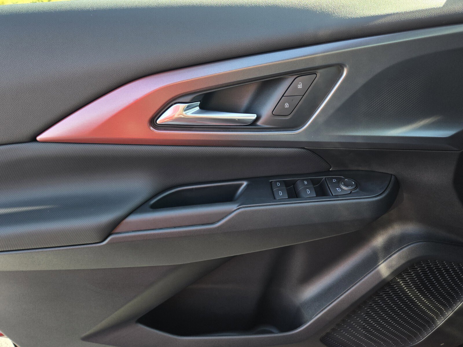 New 2026 Chevrolet Equinox EV RS image 12