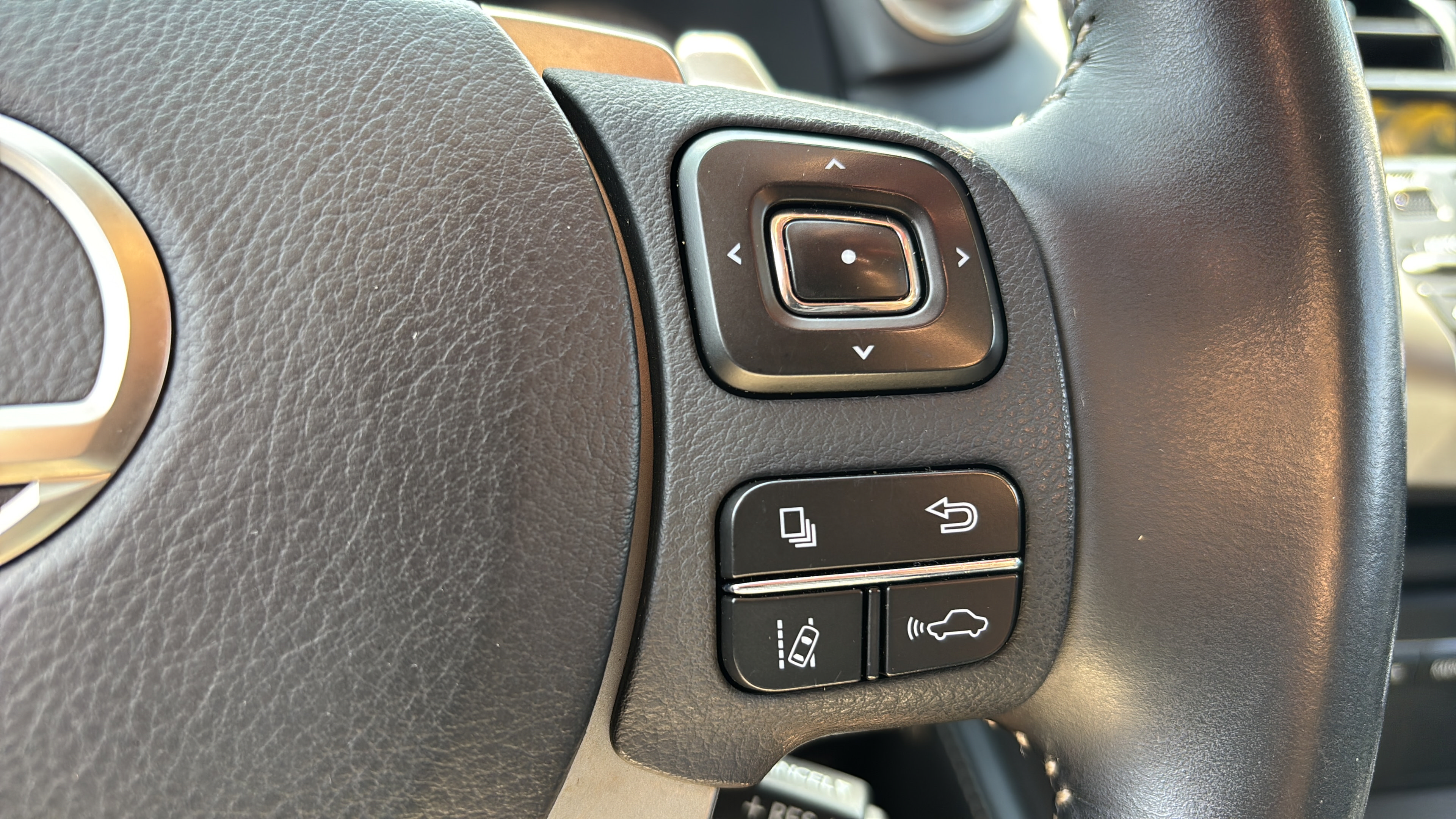 Used 2019 Lexus NX 300 FWD w/ Comfort Package image 27