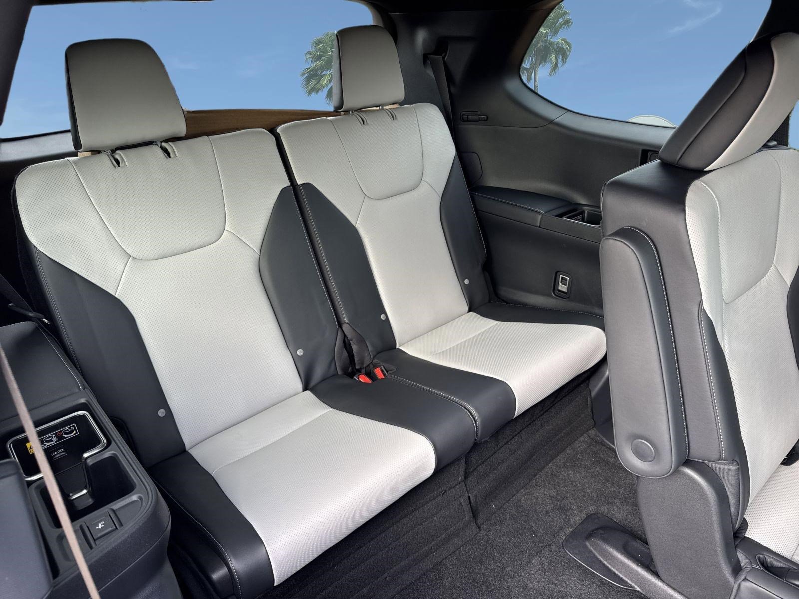 Used 2026 Lexus TX 500h AWD image 13