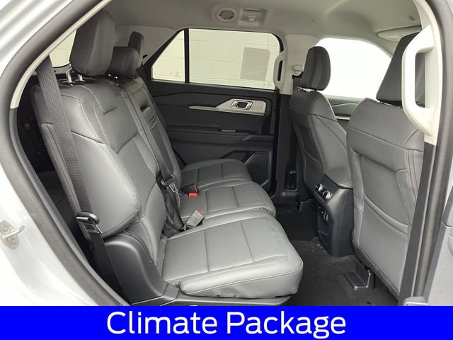 New 2026 Ford Explorer Active w/ Active Comfort Package RWD image 28