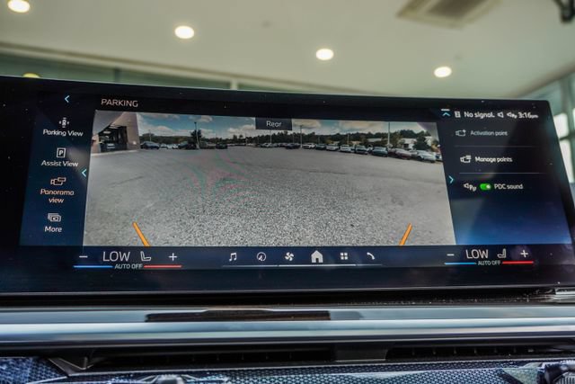 Used 2026 BMW X5 xDrive40i AWD/4WD image 39