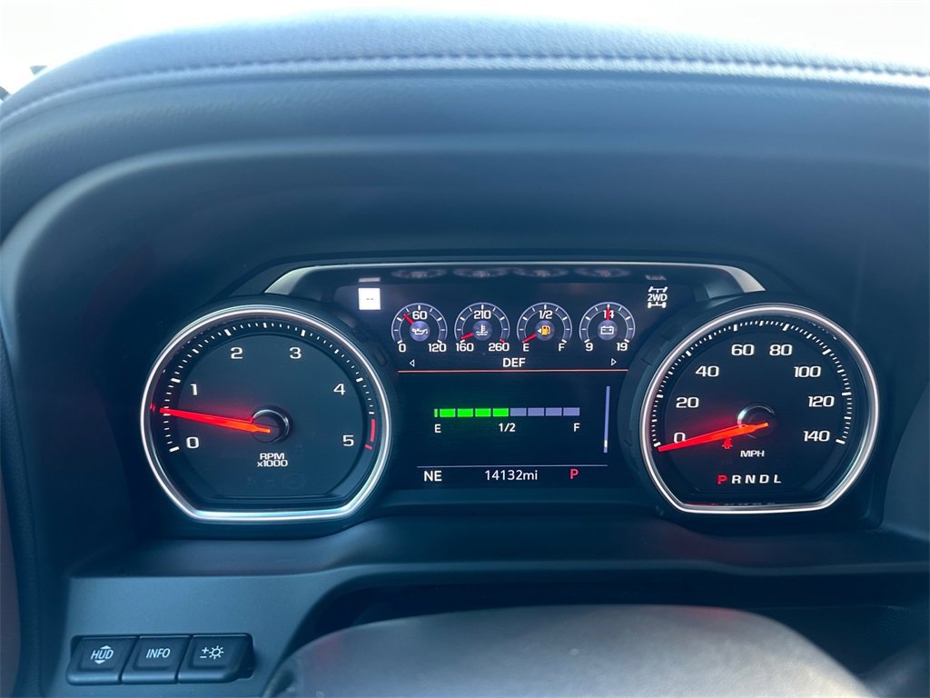 Used 2023 Chevrolet Silverado 2500 High Country w/ Technology Package image 19