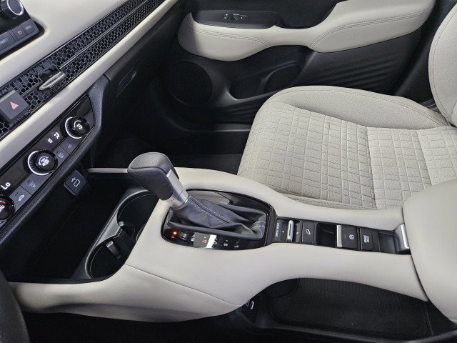 Used 2024 Honda HR-V LX image 25