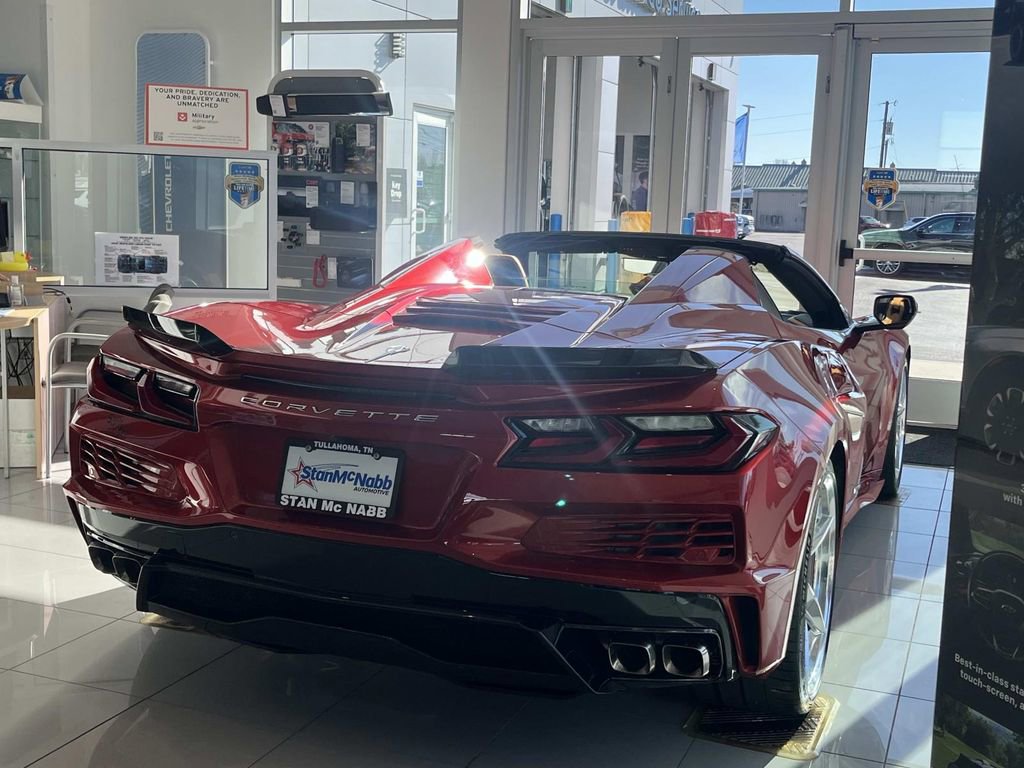 New 2026 Chevrolet Corvette E-Ray w/ ZER Performance Package image 7