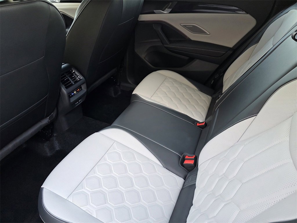 New 2026 Volkswagen Tiguan SEL R-Line image 22