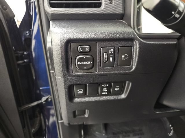 Certified 2024 Toyota 4Runner TRD Off-Road Premium w/ Off Road Premium Plus Package AWD/4WD image 17