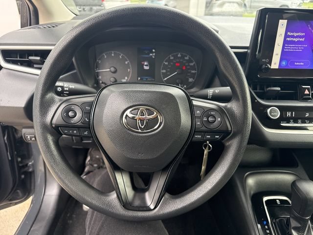 Used 2023 Toyota Corolla LE FWD image 17