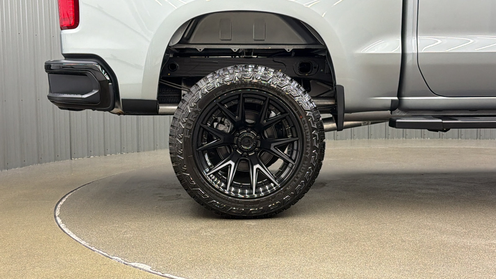 Used 2026 Chevrolet Silverado 1500 Custom Trail Boss w/ Dark Appearance Package AWD/4WD image 12
