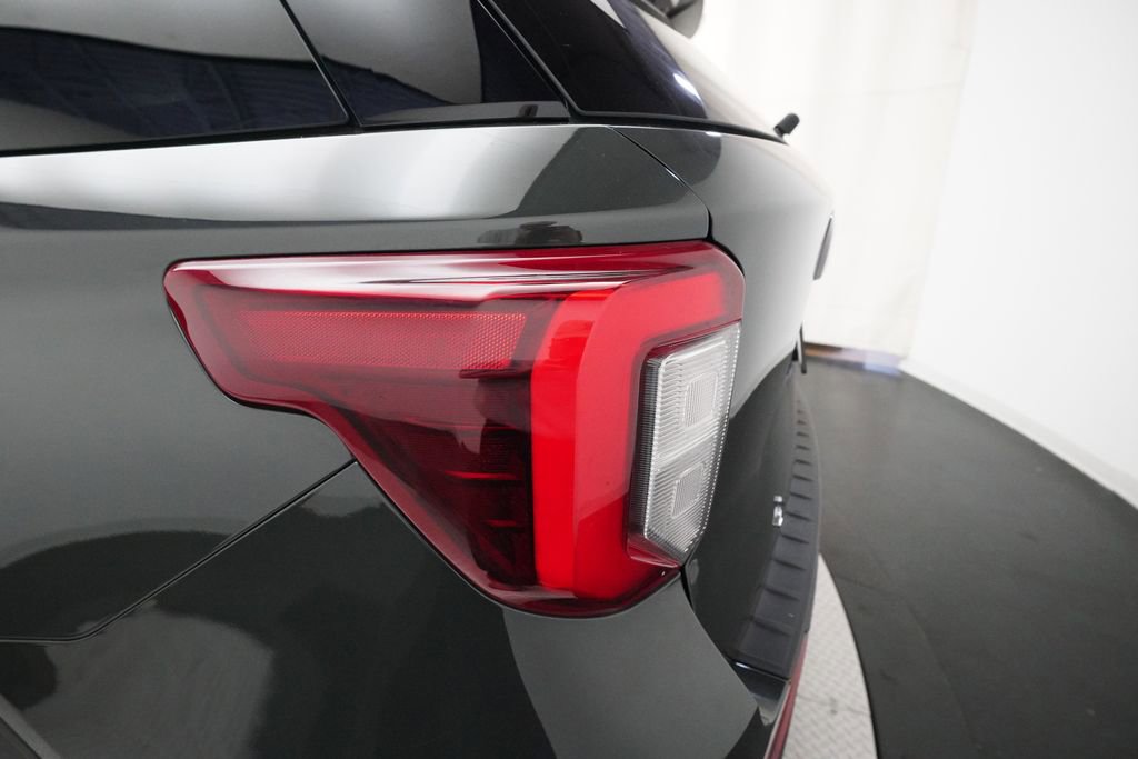 Used 2023 Ford Explorer ST w/ Equipment Group 401A image 32