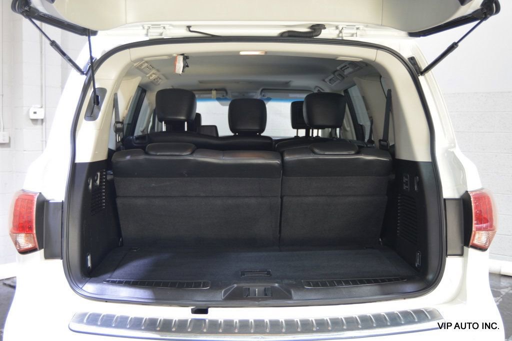 Used 2012 INFINITI QX56 4WD w/ Deluxe Touring Pkg image 34