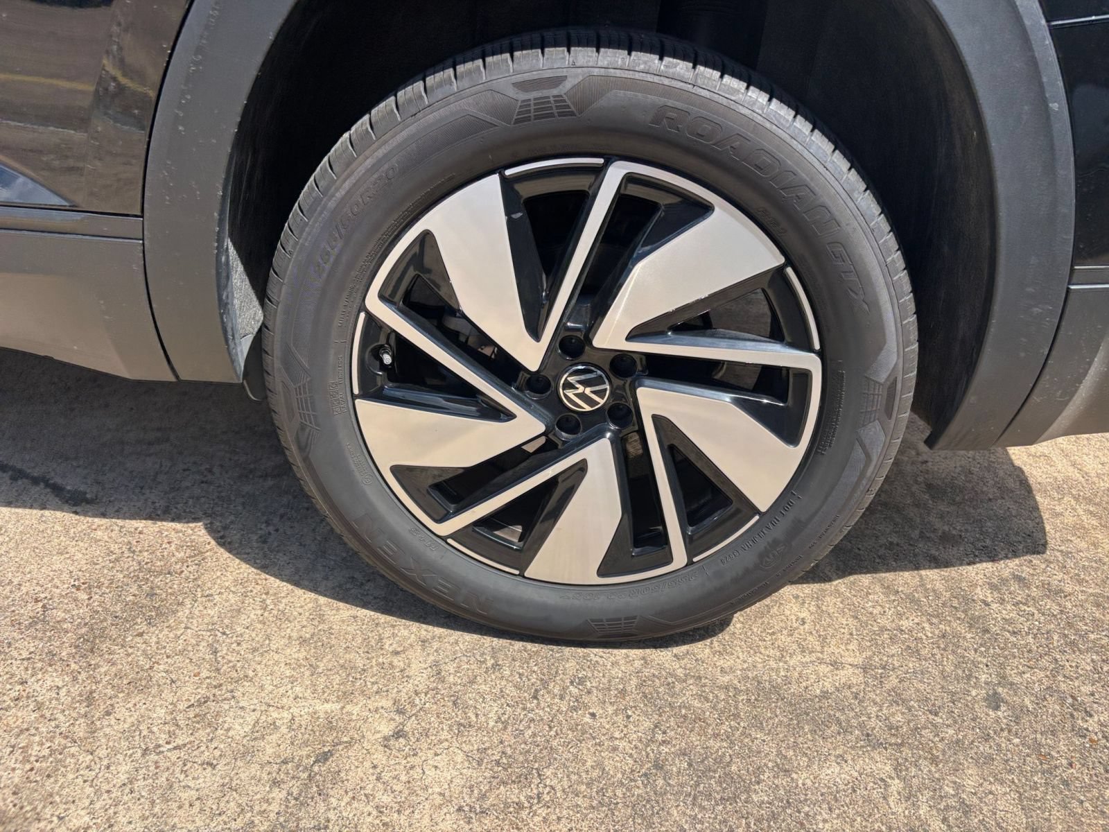 Used 2026 Volkswagen Atlas SE AWD/4WD image 32