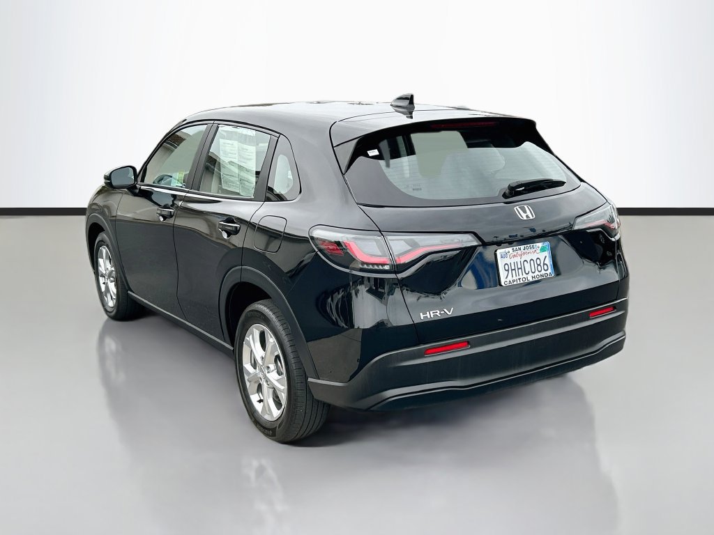 Certified 2024 Honda HR-V LX image 7