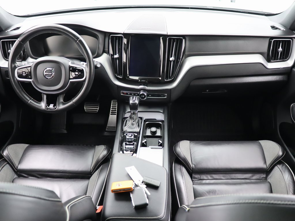 Used 2020 Volvo XC60 T5 R-Design w/ Protection Package image 16