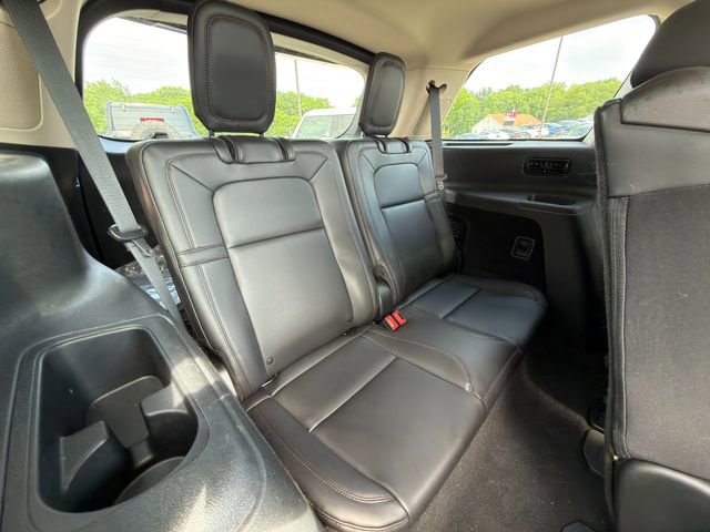 Used 2024 Lincoln Aviator Reserve w/ Equipment Group 201A AWD/4WD image 11