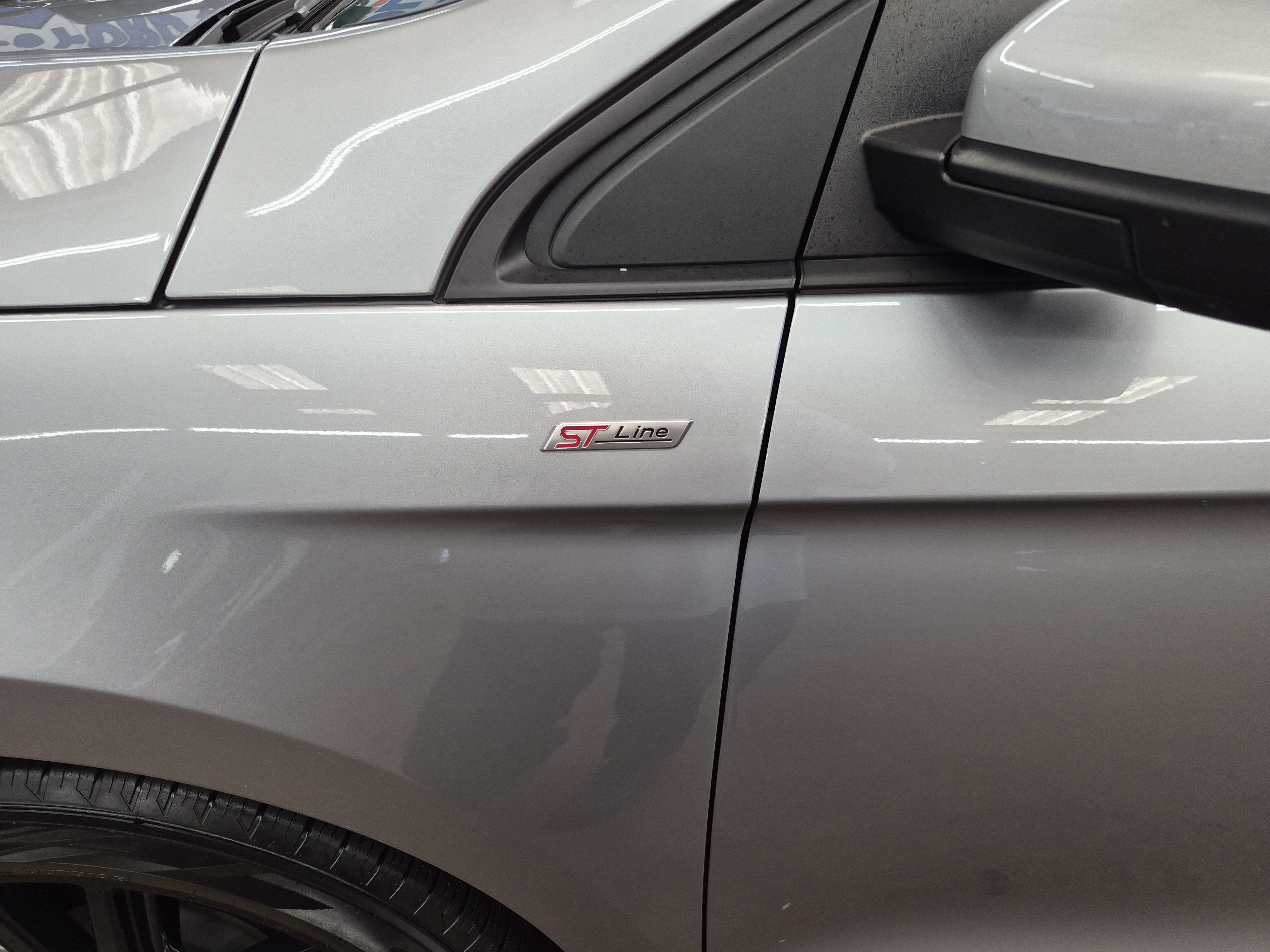 Certified 2024 Ford Edge ST-Line AWD/4WD image 7